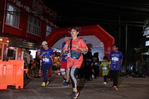 BIB: 3733, 3011, 3513
                            <button type="button" onclick="openModal(26263785)" class="btn btn-primary btn-sm float-right btn-popup" data-toggle="modal" data-target=".modal-high-quality">
                        <i class="fas fa-shopping-cart"></i> Add to Cart
                    </button>
                                            <button type="button" onclick="isThisMe(26263785, true)" class="btn btn-success btn-sm float-right btn-popup btn-isme hidden" data-toggle="tooltip" data-placement="bottom" title="นี่คือรูปของคุณใช่ไหม คลิกที่นี่เพื่อเอาเข้าอัลบั้ม">
                        <i class="fas fa-plus"></i> Add to album
                    </button>
                    <button type="button" onclick="isThisMe(26263785, false)" class="btn btn-warning btn-sm float-right btn-popup btn-isnotme hidden">
                        <i class="fas fa-ban"></i> Remove from album
                    </button>